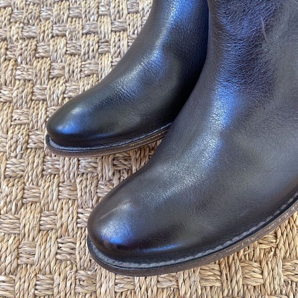 Beautiful Dark Brown Leather Pull On Riding Boots By Frye - Picture 8 of 10